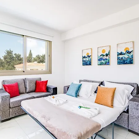 Adolina One Bedroom 203 By Ezoria 公寓 *